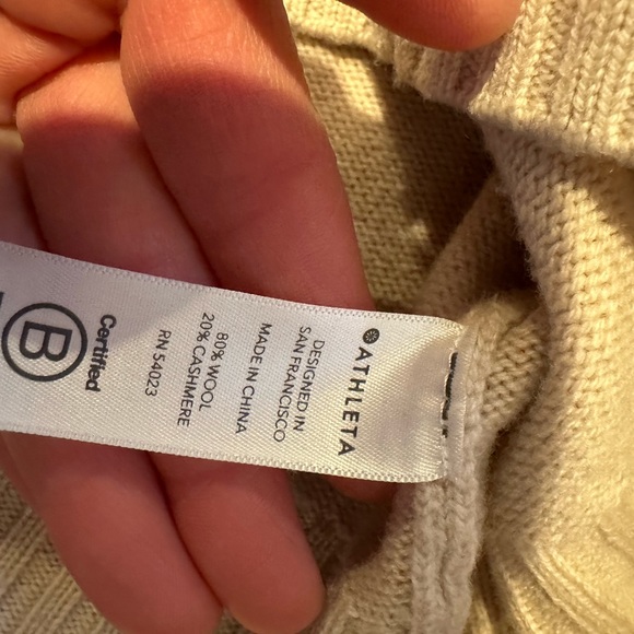 Athleta wool / cashmere sweater - Picture 4 of 4